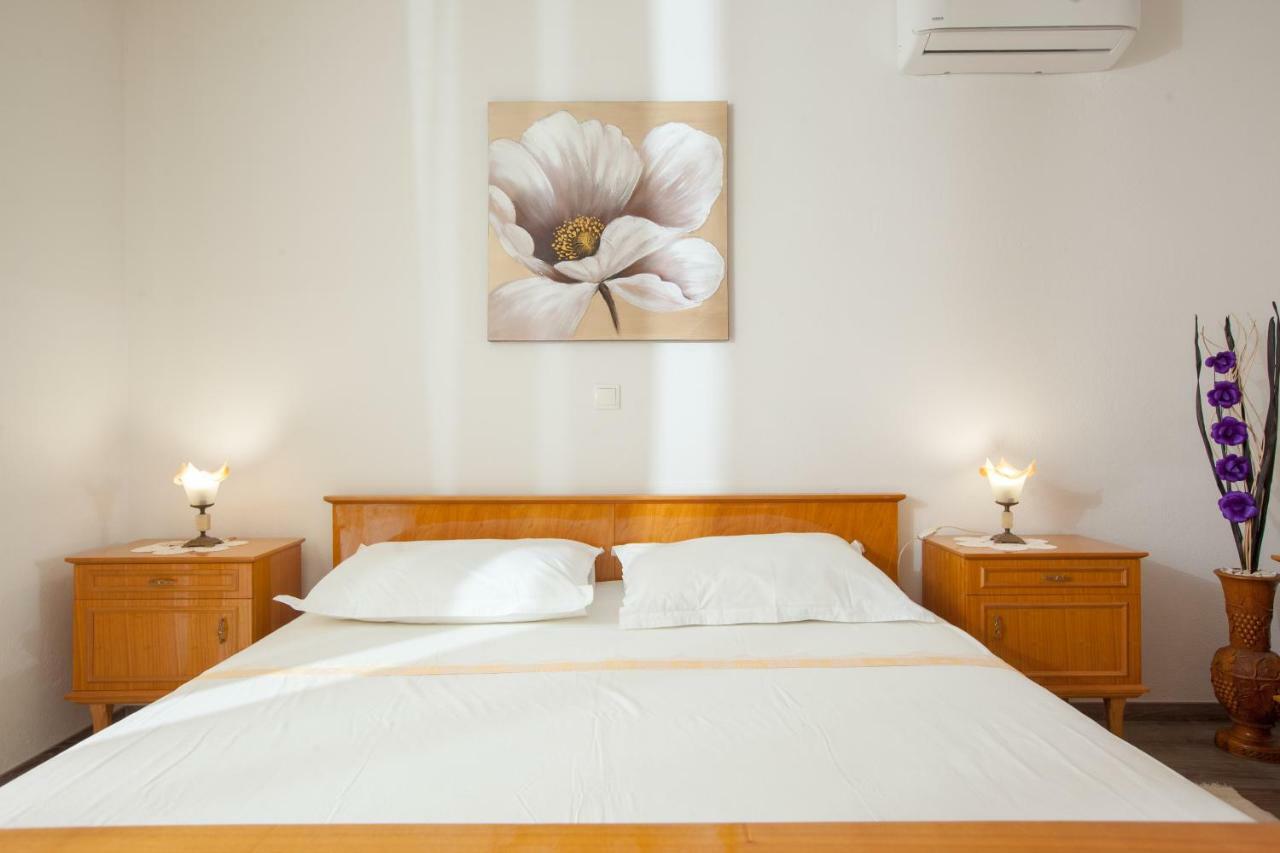 Turtle Gardens Appartement Makarska