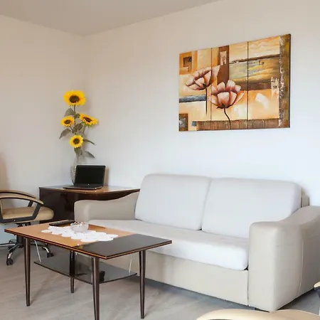 Apartments Turtle Gardens Makarska Exterior photo