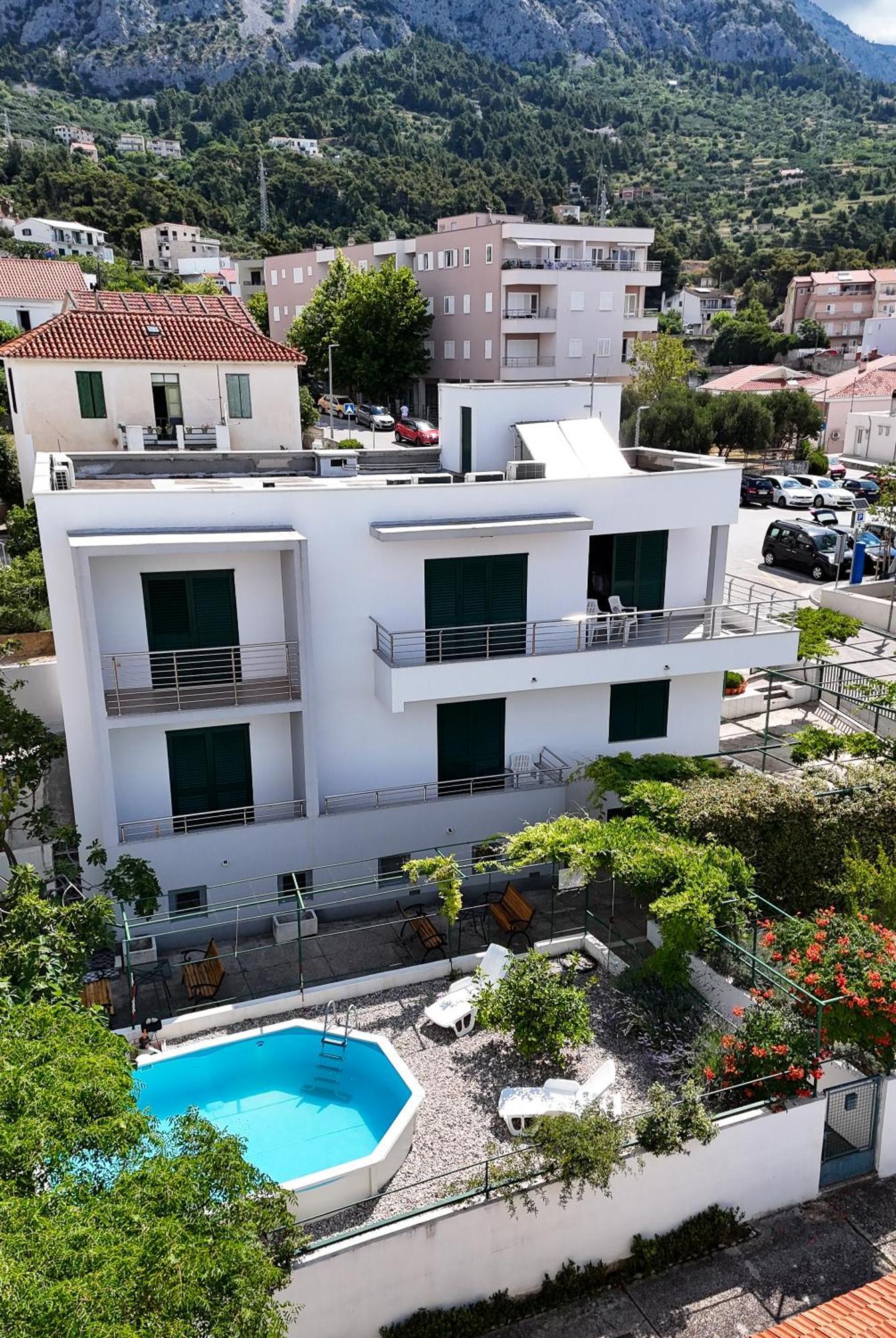 Turtle Gardens * Makarska