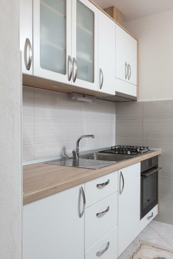 Turtle Gardens Appartement Makarska