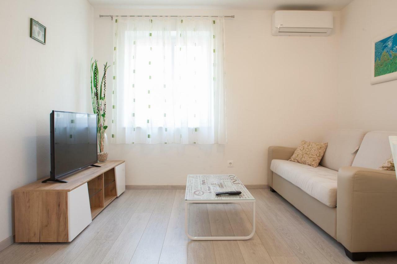 Turtle Gardens Appartement Makarska